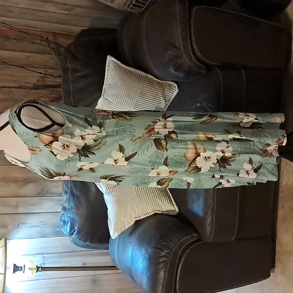 Paradise Bay Long Dress Women Size L Tropical Floral Print Vacay Hawaiian - Picture 3 of 8